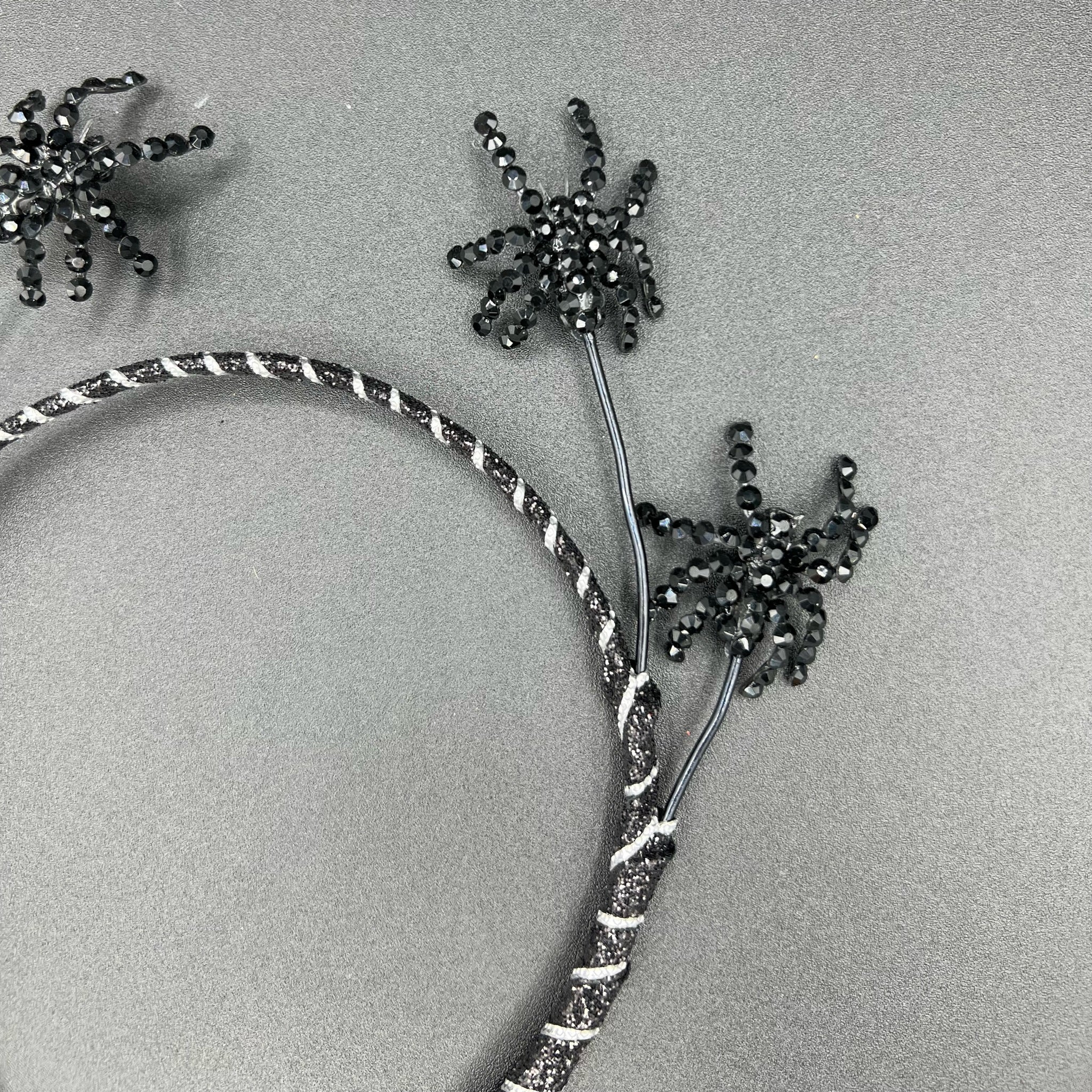 Jinxie Spider Crown
